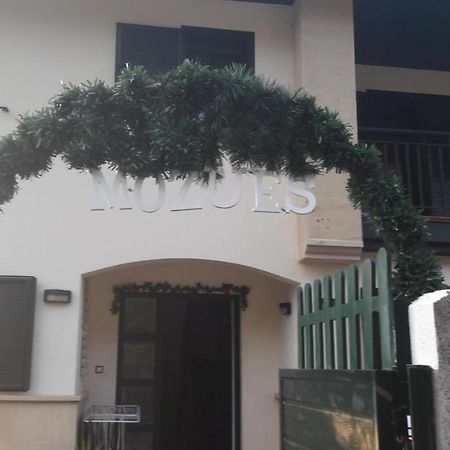 Mozues Apartman Sámano Kültér fotó