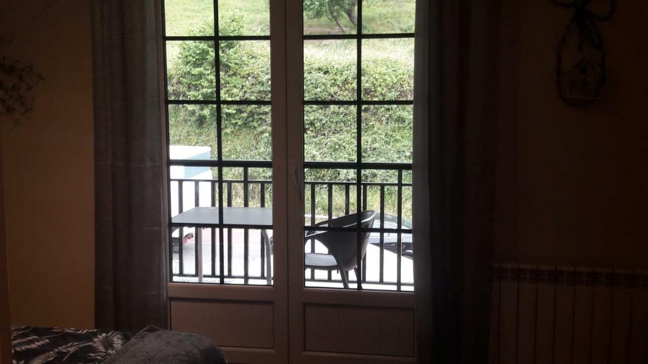 Mozues Apartman Sámano Kültér fotó