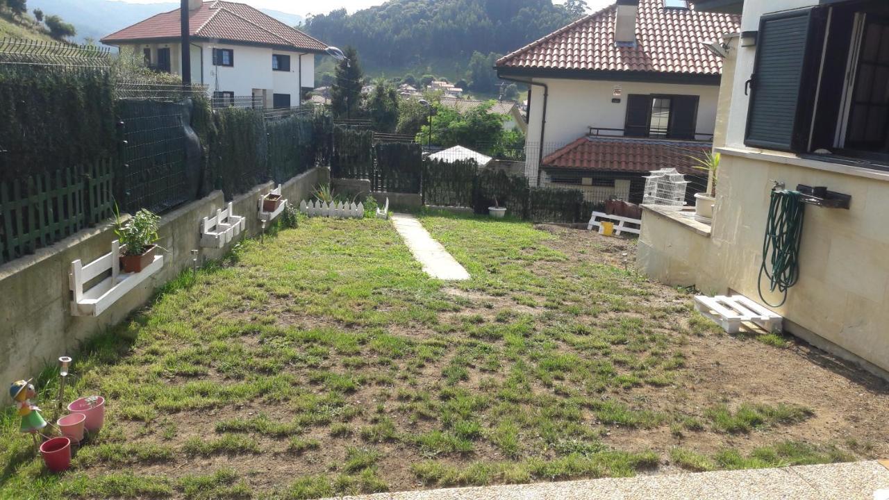 Mozues Apartman Sámano Kültér fotó